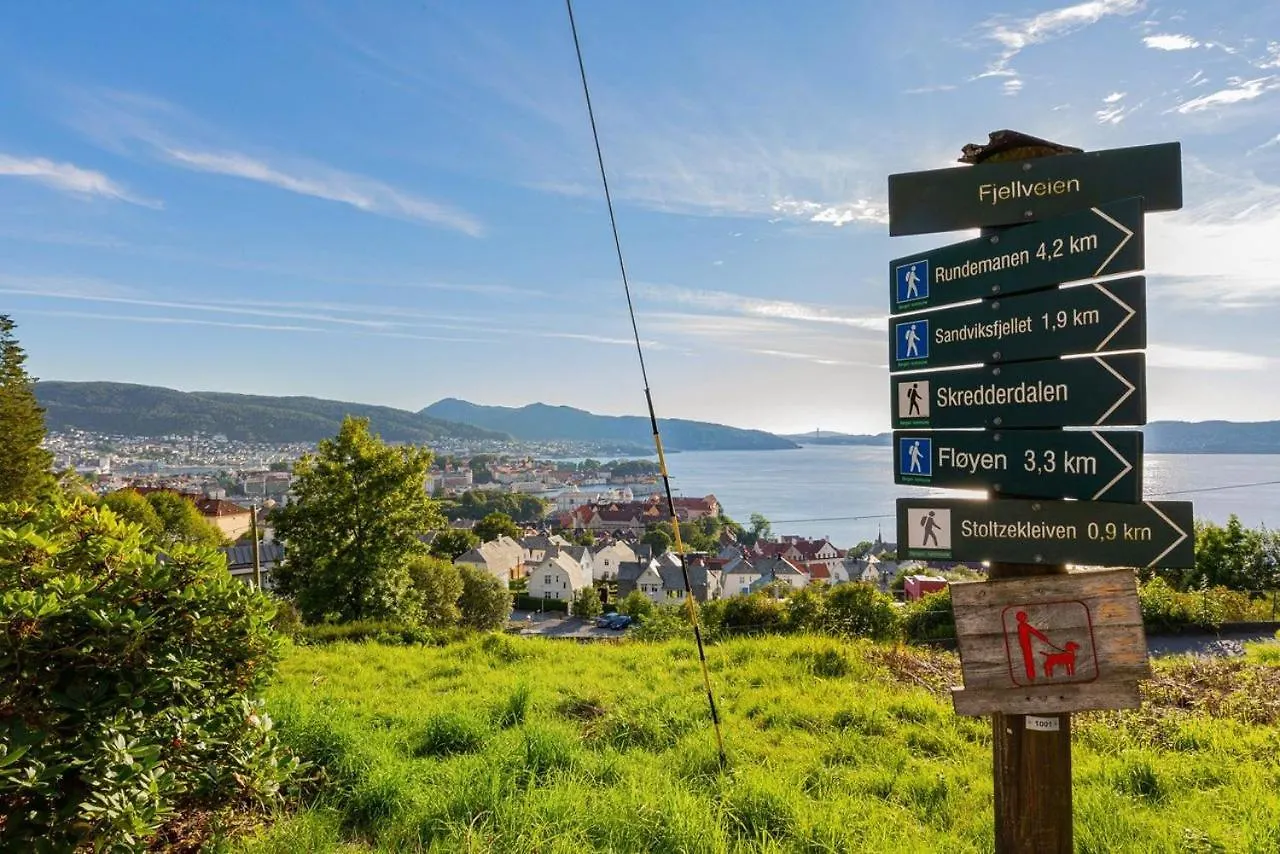 Top-Floor Apartment W/Great View Bergen