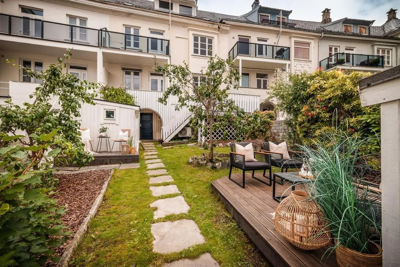 Top-Floor Apartment W/Great View Bergen